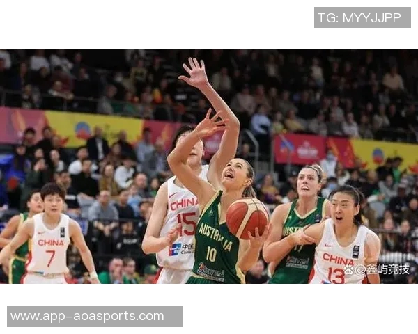 阿森纳女足在激烈对决中以总分5成功晋级展现强大实力与团队合作精神