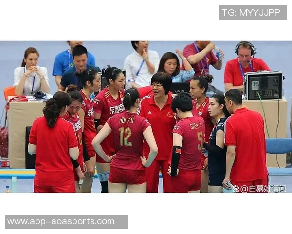 中国女排与泰国女排巅峰对决展现女排精神与竞技魅力的精彩瞬间 中国女排与泰国女排巅峰对决展现女排精神与竞技魅力的精彩瞬间