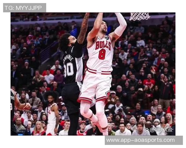 尼克斯与马刺的激烈对决展现篮球魅力与团队精神的完美结合